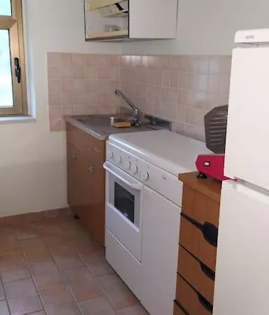 A 100m Dal Mare Apartment